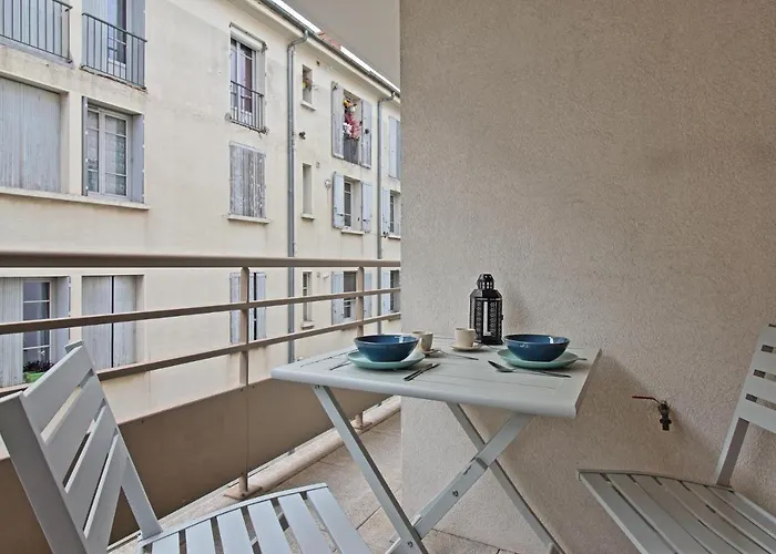 Apartment L'ecluse - Clim - Parking - Nimes